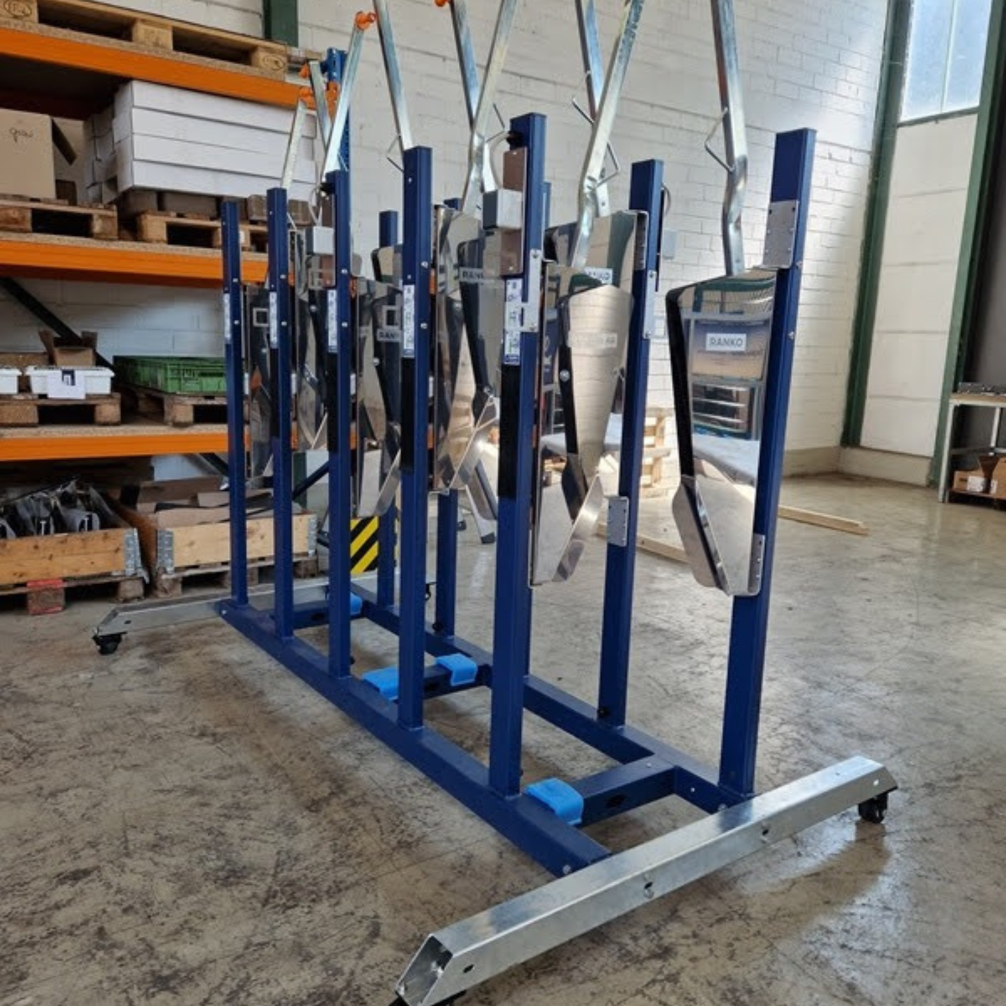 OnStreet - double sided plus Wheelylift