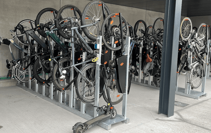 OnStreet - double sided plus Wheelylift